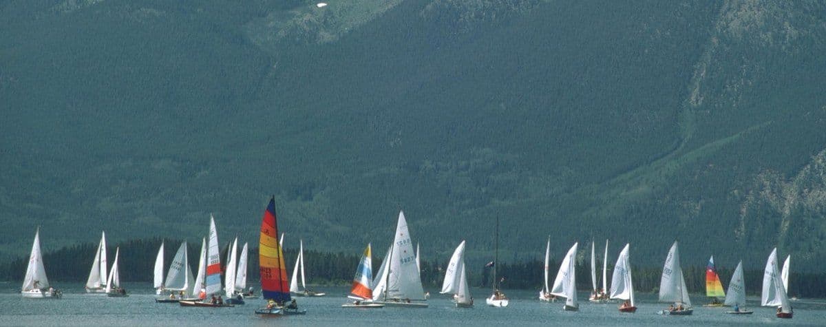 Sailing2-brochure